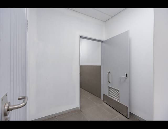 587M² BUSINESS CENTRE TO LET IN MUSGRAVE
